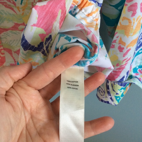 Chico’s soft cotton button down blouse - Picture 4 of 5